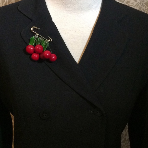 Gorgeous, handmade retro style red cherries pin - Picture 2 of 3